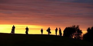 Golfen auf Island: Tageslicht rund um die Uhr im Sommer arctic-open-golf